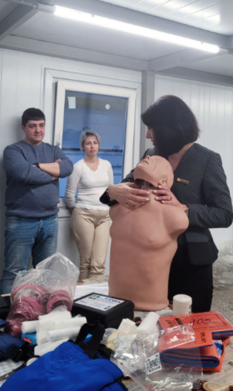 Обучение по оказанию первой помощи и по пожарной безопасности в компании ЛЗСП